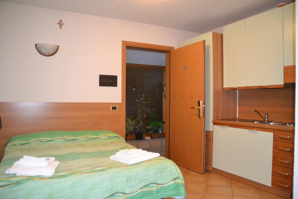 Baita Dei Pini Campodolcino Kamer foto
